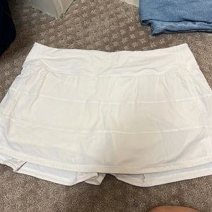 Lululemon Pace Rival Mid-Rise Skirt